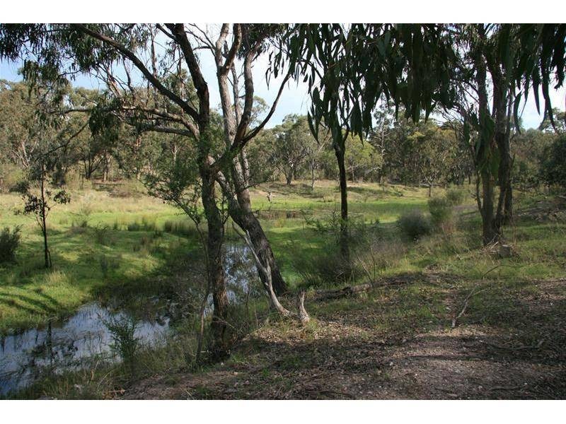 9 Neville Lane, Stanthorpe QLD 4380