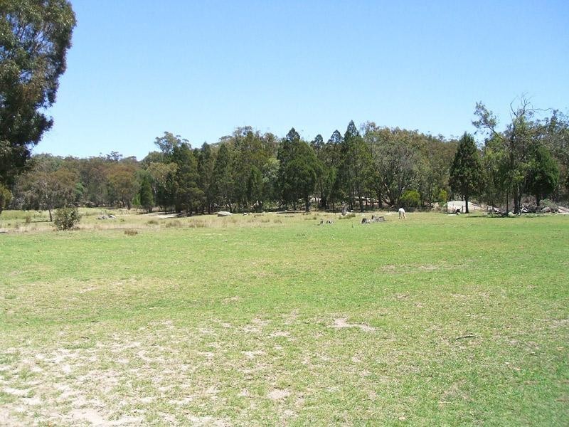 751 Spring Creek Road, Amiens QLD 4352