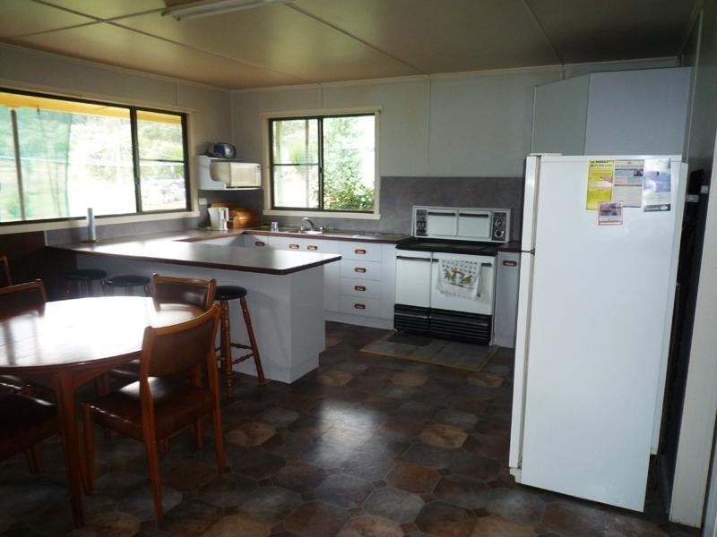 2230 Pyramids Road, Stanthorpe QLD 4380