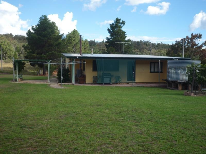 2230 Pyramids Road, Stanthorpe QLD 4380