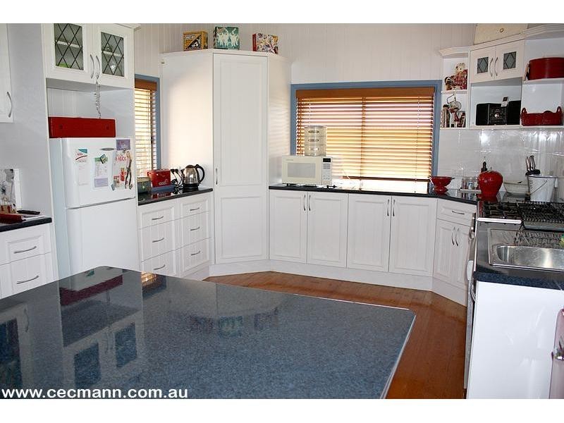 17 Denham Street, Stanthorpe QLD 4380