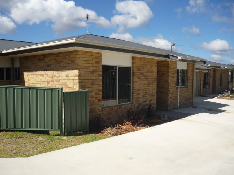 18/21 Wolfram, Stanthorpe QLD 4380