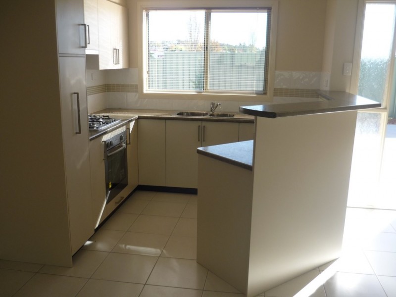 18/21 Wolfram, Stanthorpe QLD 4380