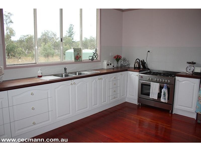 106 Donges Road, Stanthorpe QLD 4380