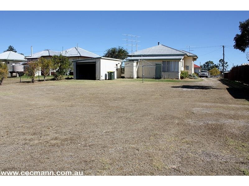 11 Stanton Street, Stanthorpe QLD 4380