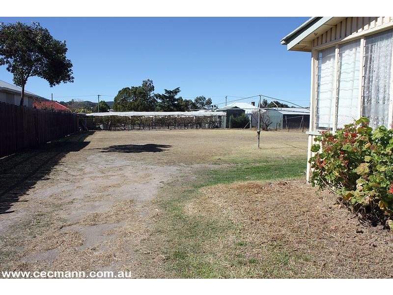 11 Stanton Street, Stanthorpe QLD 4380