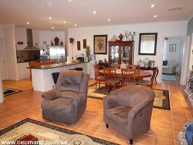 12 Fairway Crescent, Stanthorpe QLD 4380