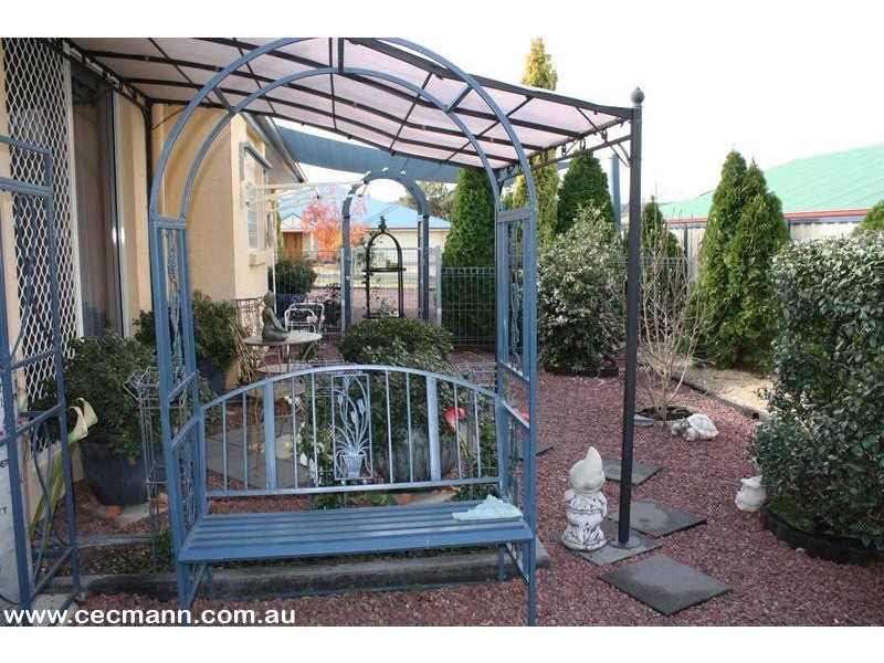 12 Fairway Crescent, Stanthorpe QLD 4380