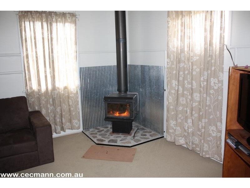 27 Gemmel Road, Stanthorpe QLD 4380