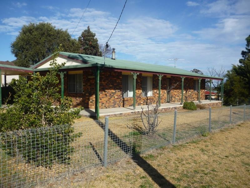 11A Harris Street, Stanthorpe QLD 4380