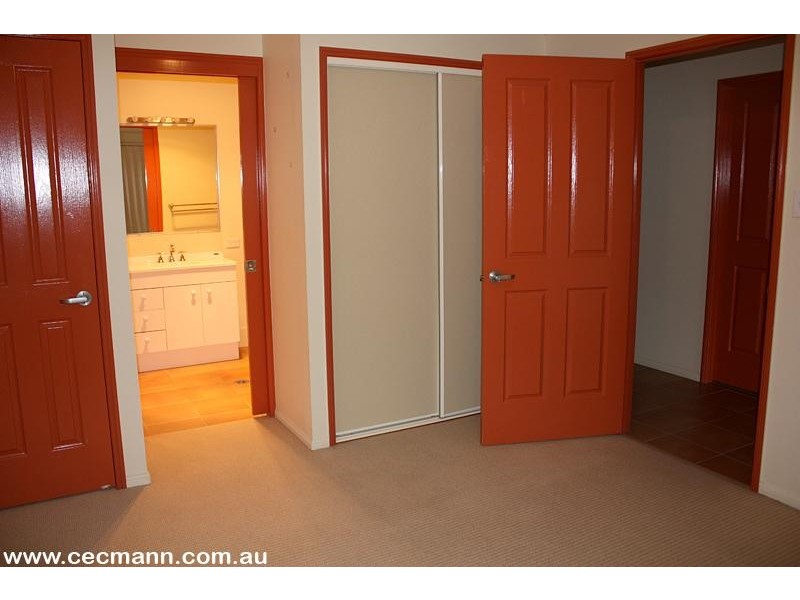 8/28 Johnson Street, Stanthorpe QLD 4380