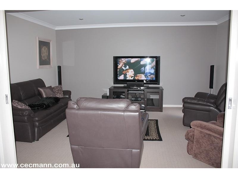 53 Roberts Road, Stanthorpe QLD 4380