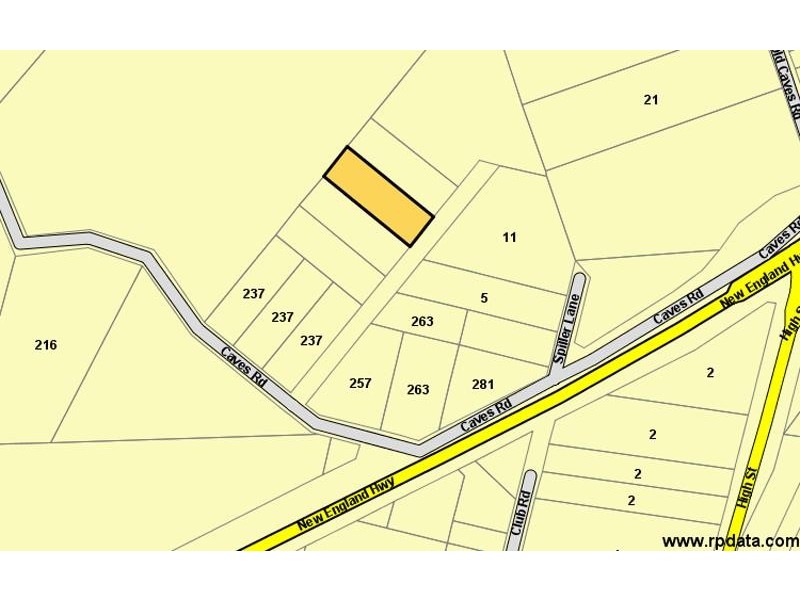 16 Caves Road, Stanthorpe QLD 4380