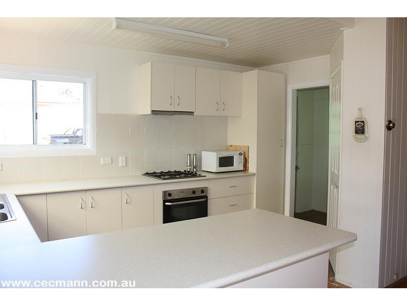 93 High Street, Stanthorpe QLD 4380