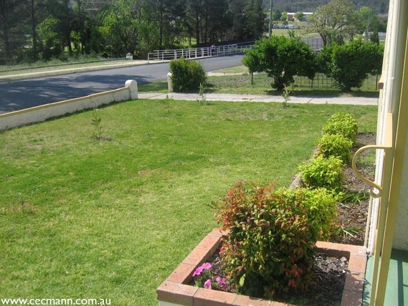 17 McGlew Street, Stanthorpe QLD 4380