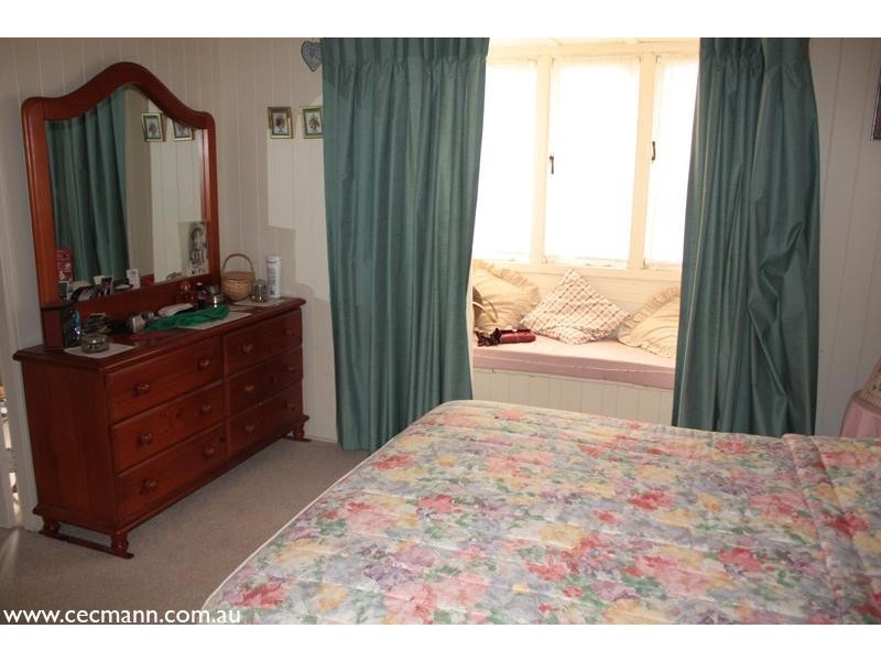 4 Denham Street, Stanthorpe QLD 4380