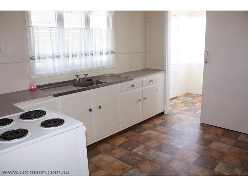 95 Sugarloaf Road, Stanthorpe QLD 4380