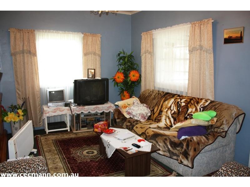 3 McGlew Street, Stanthorpe QLD 4380