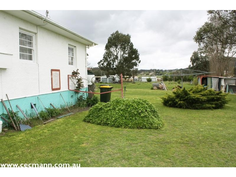 3 McGlew Street, Stanthorpe QLD 4380