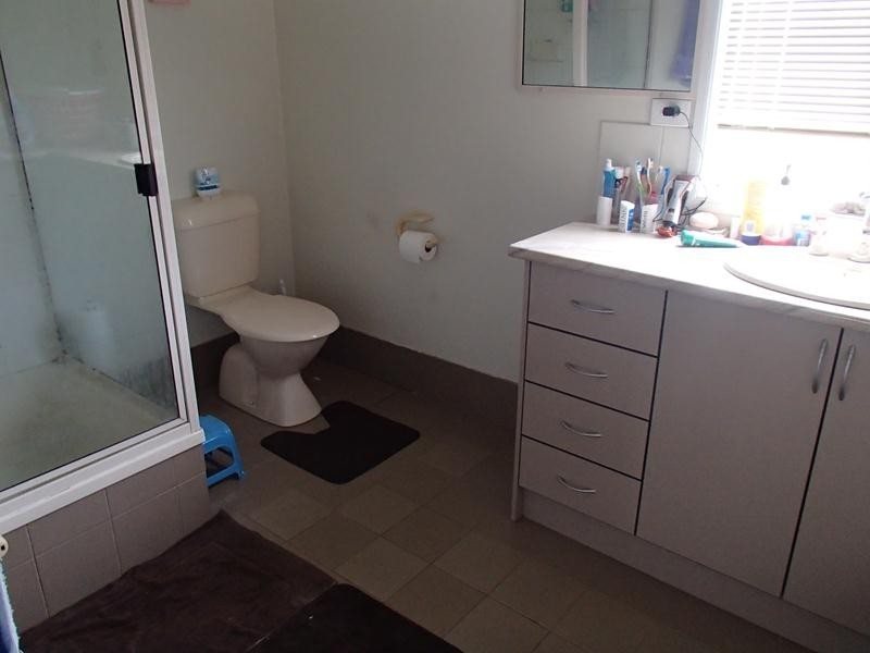 9 Glover Street, Glen Aplin QLD 4381