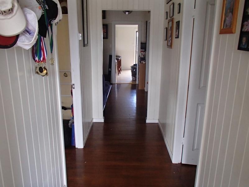 9 Glover Street, Glen Aplin QLD 4381