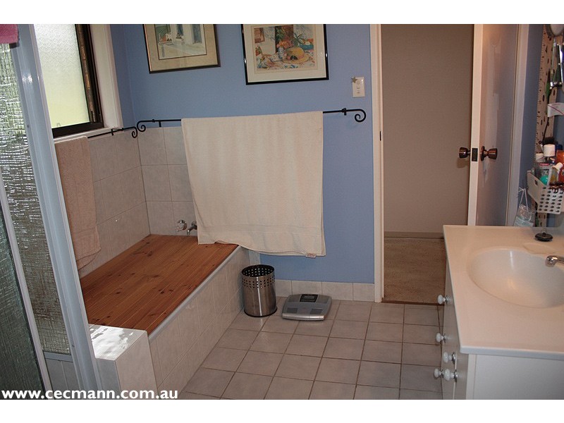 72 Cala Lane, Stanthorpe QLD 4380