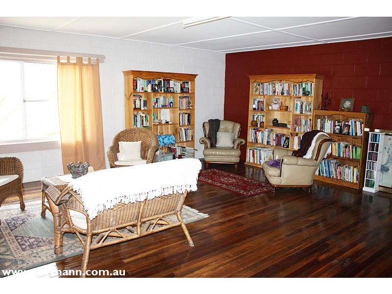 66 Mayfair Lane, Stanthorpe QLD 4380