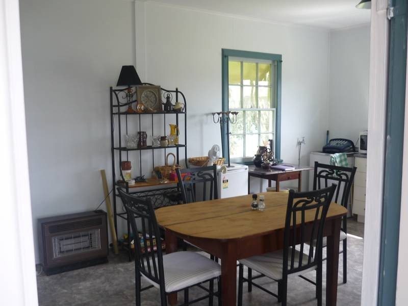 84 Border Street, Wallangarra QLD 4383