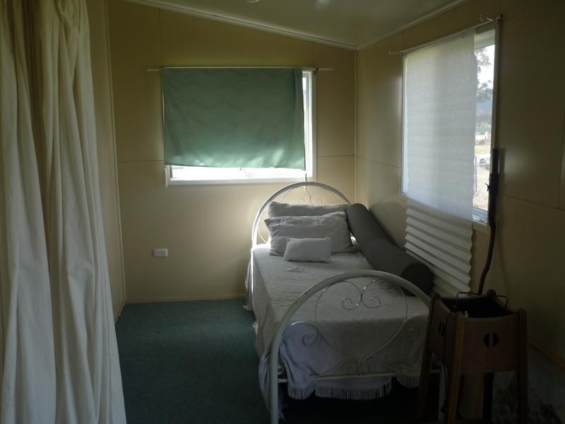 84 Border Street, Wallangarra QLD 4383