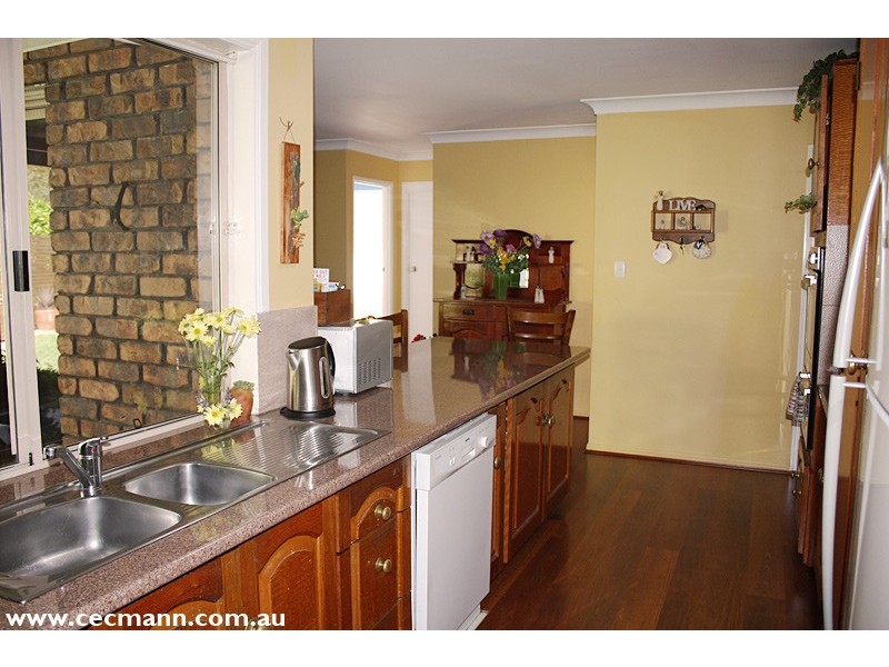 33 Moss Court, Stanthorpe QLD 4380