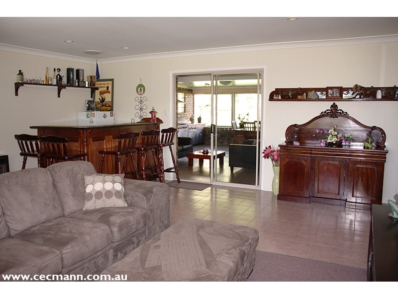 33 Moss Court, Stanthorpe QLD 4380