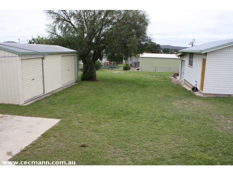 33 Hillcrest Street, Stanthorpe QLD 4380