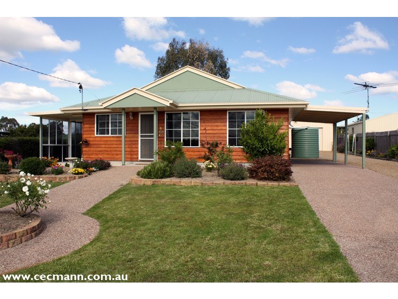 5 Barton Street, Stanthorpe QLD 4380