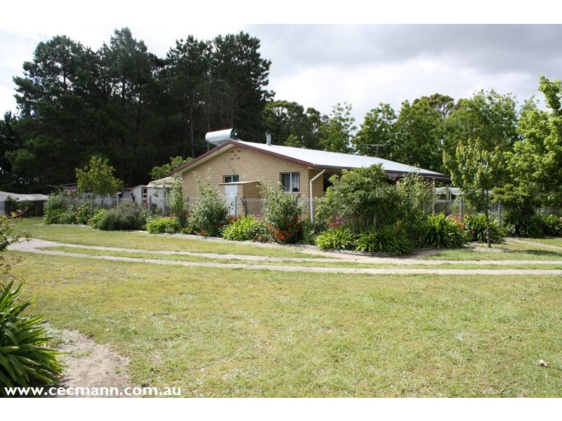 27 Sorrento Road, Stanthorpe QLD 4380