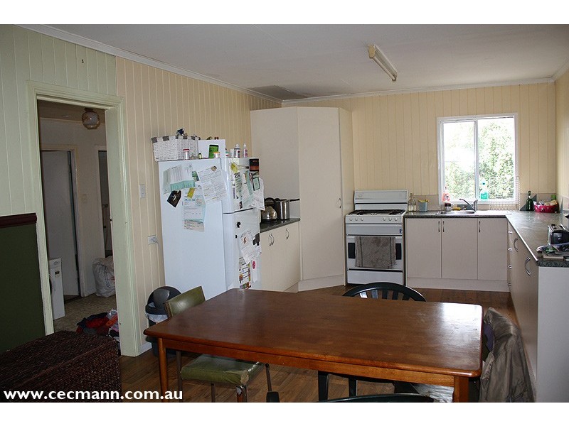 42 Denham Street, Stanthorpe QLD 4380