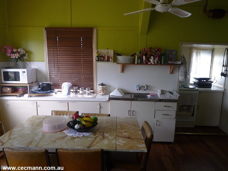 19 Treverton Street, Wallangarra QLD 4383