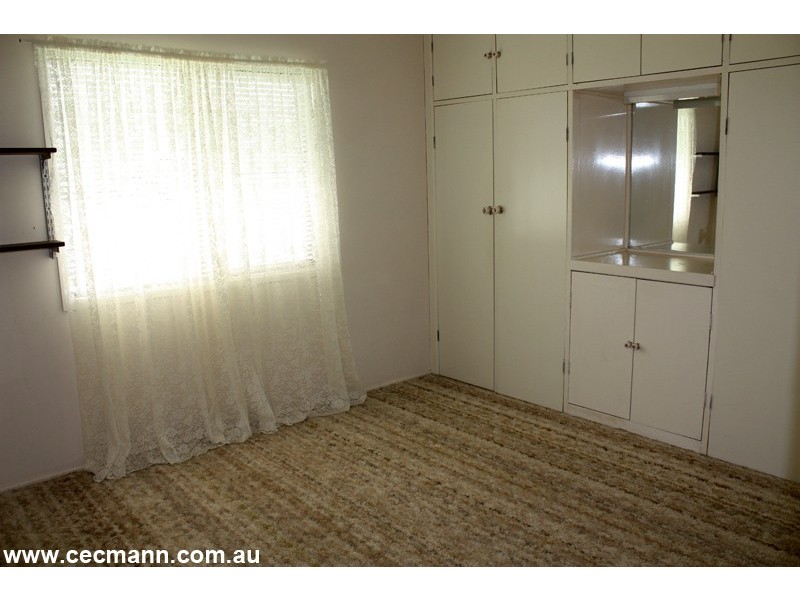12 Nicol Street, Stanthorpe QLD 4380