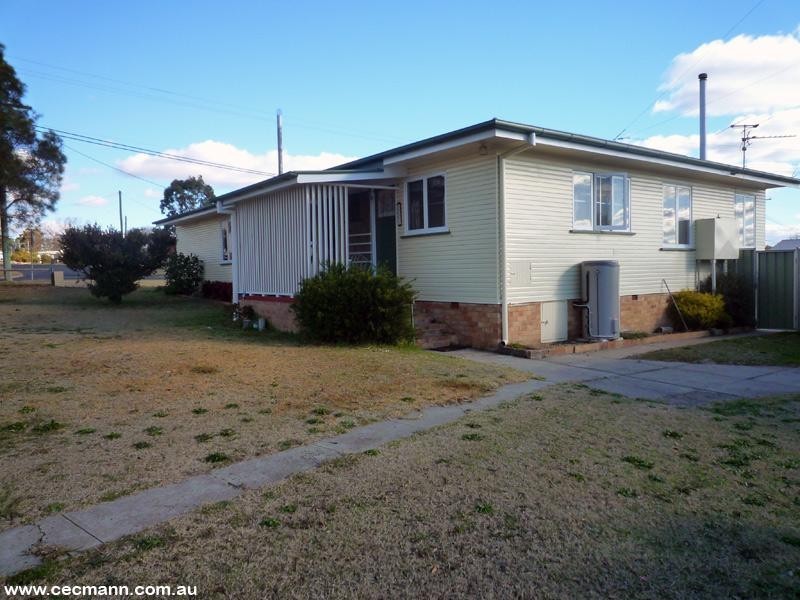 19 Gleeson Street, Stanthorpe QLD 4380