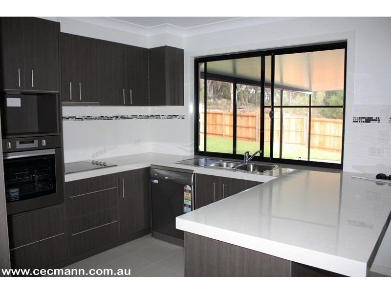 10 Maria Court, Stanthorpe QLD 4380