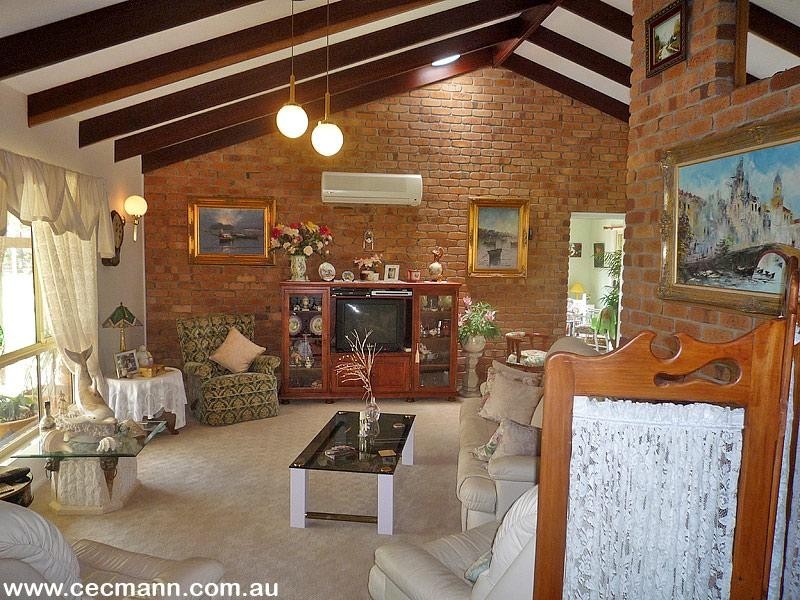 11 Pioneers Parade, Stanthorpe QLD 4380