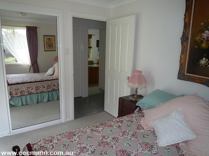 11 Pioneers Parade, Stanthorpe QLD 4380