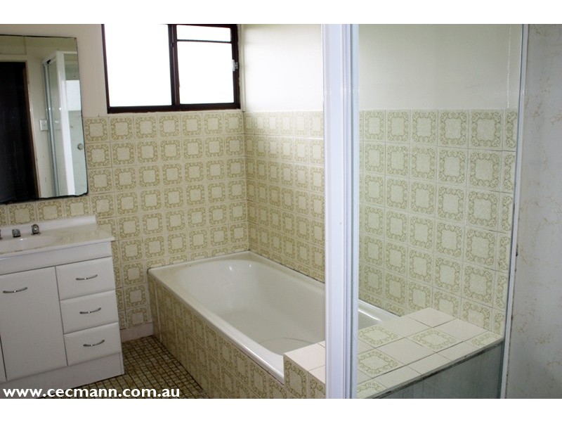 6 Aerodrome Road, Stanthorpe QLD 4380