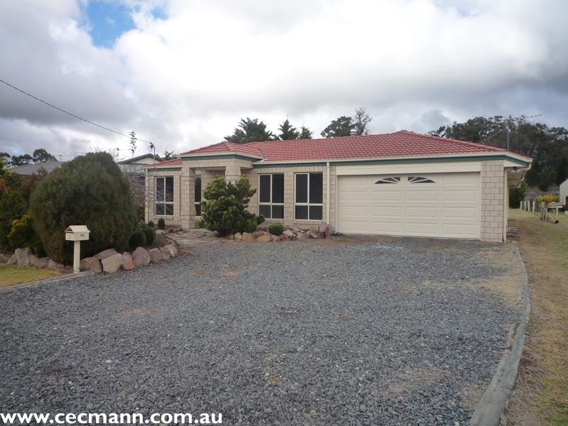 1 Mill Road, Stanthorpe QLD 4380