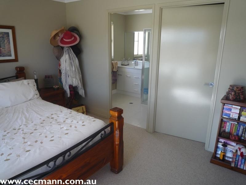 10 Sangricoli Court, Stanthorpe QLD 4380