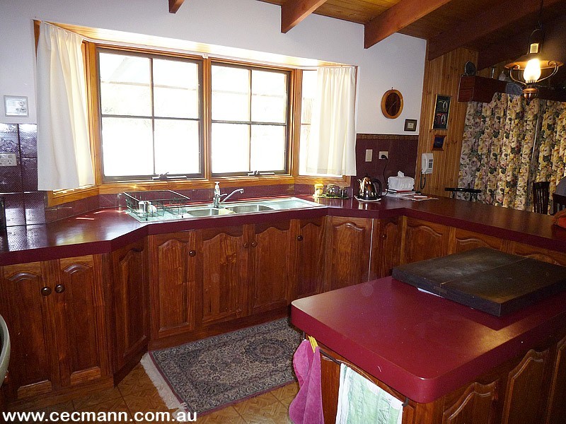 3 Lees Mountain Road, Stanthorpe QLD 4380