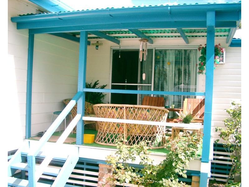 61 Woodlawn Street, Wallangarra QLD 4383