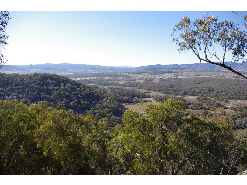 67 Rapisarda Lane, Stanthorpe QLD 4380