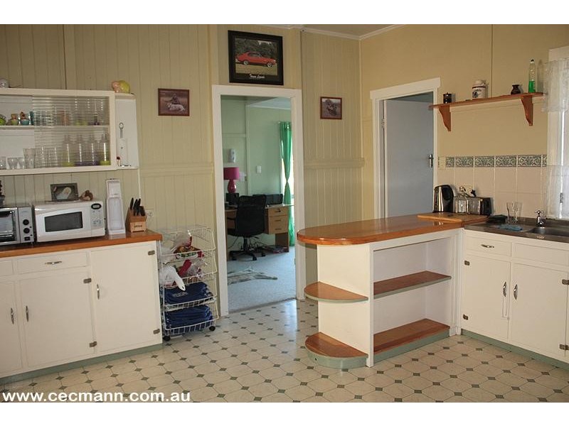 7 McGregor Terrace, Stanthorpe QLD 4380