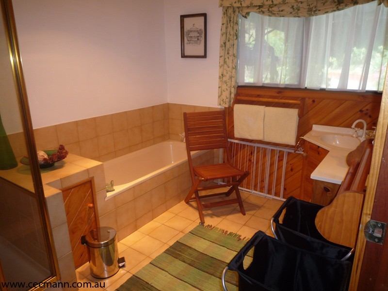 78 Lees Mountain Road, Stanthorpe QLD 4380