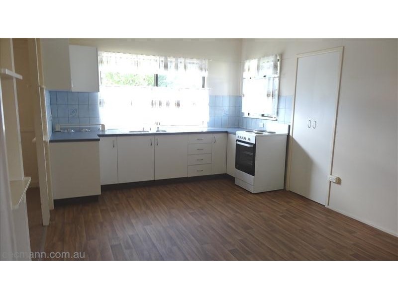 9 Ferris Street, Stanthorpe QLD 4380